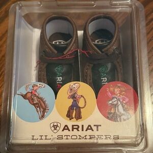 Ariat Kids Moccasins in Rich Brown